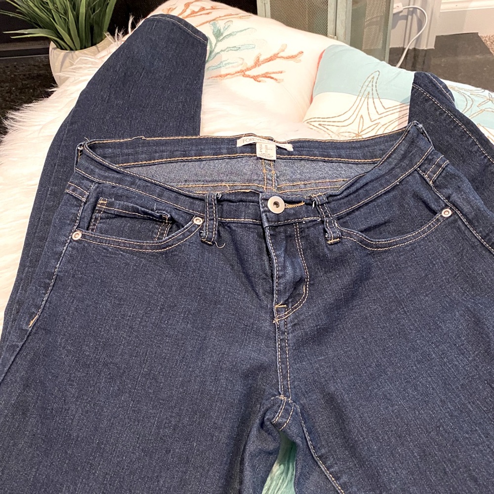 F21 Jeans Size 28-Curvy Fit-MidRise